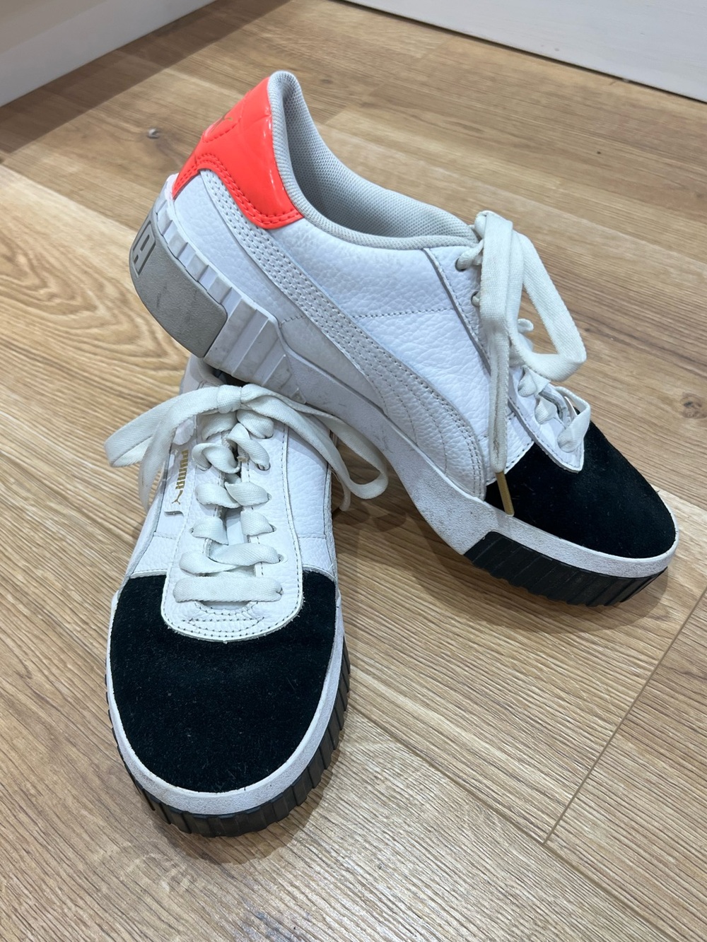 PUMA CALI REMIX Black Suede Neon Orange Gold Trim Women’s Size 8.5 Good
